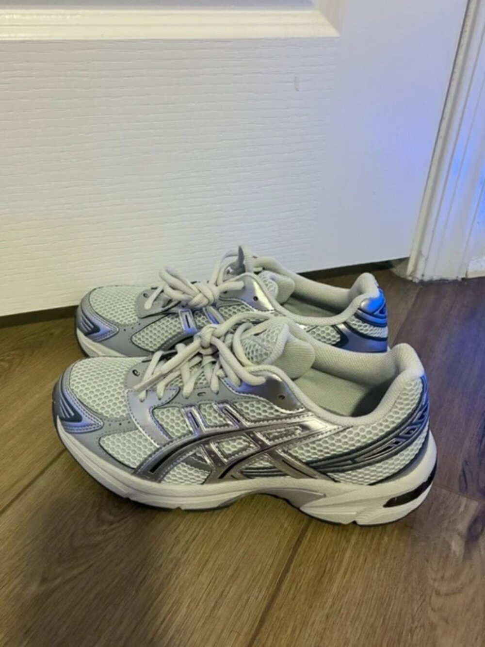Brand new ASICS sneakers 🤍 Never worn! size 38